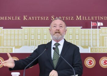 Temellî: Divê zemîneke qanûnî yê muzakereyê hebe