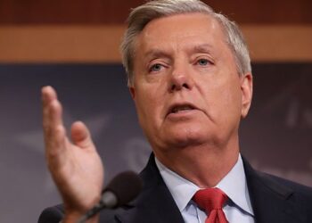 Senator Graham: Trump rê nade ku Îran Tengava Hurmizê kontrol bike
