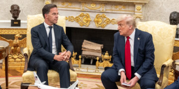 Trump: Dema pêdiviya pê hebû NATO ne li cem me bû