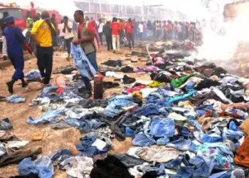 Artêşa Nîjeryayê bazar bombebaran kir, herî kêm 200 kes hatin kuştin