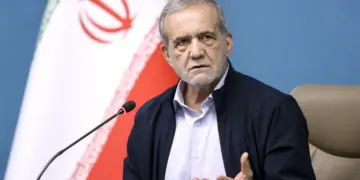 Pezejkiyan ji bo êrişên li ser navendên tenduristiyê banga lezgîn kir