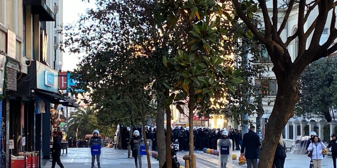 Li Stenbolê gelek ciwan bi îşkenceyê hatin binçavkirin