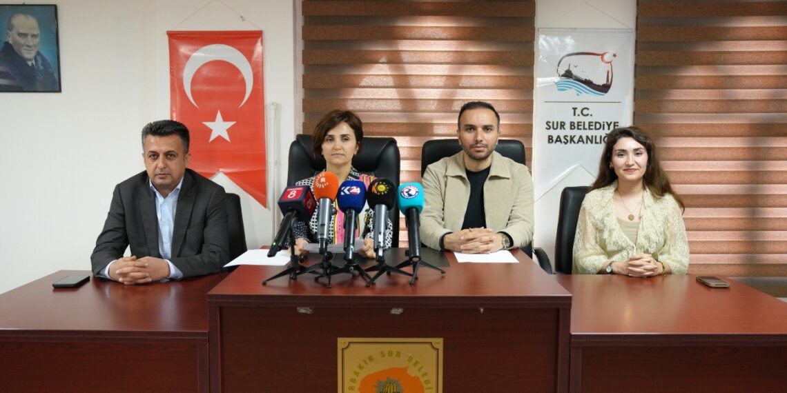 Şaredariya Sûrê Meclisa Ziman ava kir: Em ê pir zimaniyê esas bigirin