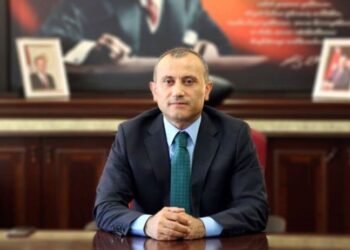 Tûncay Sonel ji peywirê hate dûrxistin