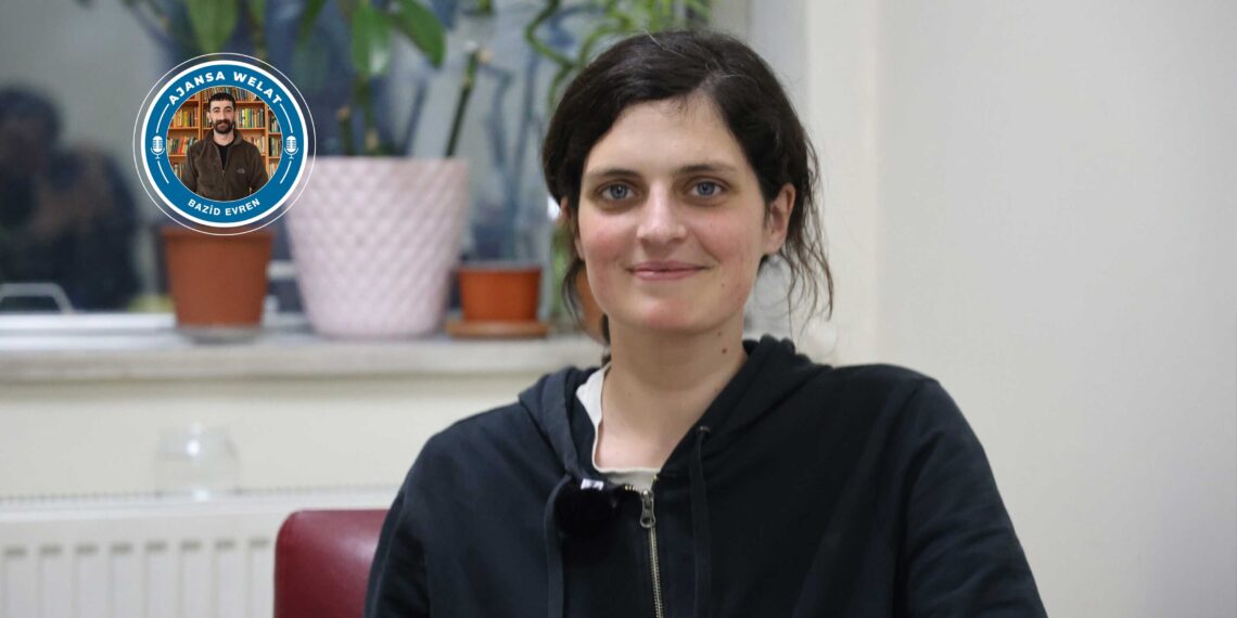 Jineke ciwan a Ermen ketiye du şopa malbata xwe: Xebatên bapîrê wê berê wê daye Wanê