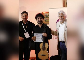 Xelata Festîvala Gîtara Klasîk a Sarajevoyê dan muzîkjenê Kurd