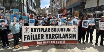 Li çar bajaran aqûbeta Erden, Keremoglû û Ekîncî pirsîn