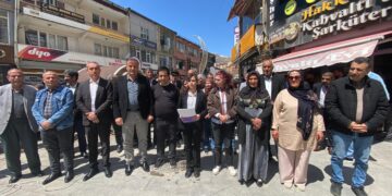 Li Colemêrg, Gever û Şemzînanê birîna cezayê li Akiş hate protestokirin