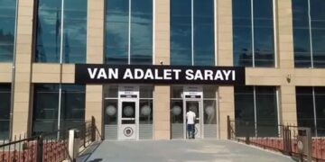 Piştî 5 salan ‘doza tazmînatê’: Dadgehê gefa girtinê li malbatan xwar