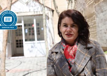 Hevberdevka Înîsiyatîfa Yekîtiyê: Êdî siyaset nikare guhê xwe li gotinên gel bigire