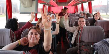 Li Enqereyê jin ber bi Gemlîkê ve bi rê ketin