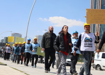 110 karkerên ji bo heqdestê xwe têdikoşiyan hatin binçavkirin