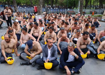 Karker tevî êrişa polîsan çalakiya xwe didomînin