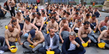 Karker tevî êrişa polîsan çalakiya xwe didomînin