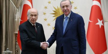 Erdogan û Bahçelî civiyan 