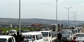 800 malbatên din gihîştin Efrînê