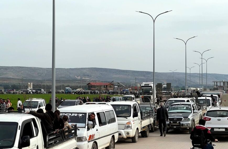 800 malbatên din gihîştin Efrînê