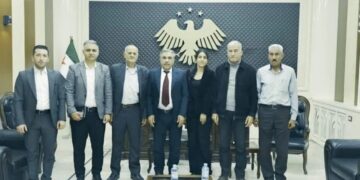 Komîteya Koçberên Serêkaniyê bi Parêzgarê Hesekê re civiya