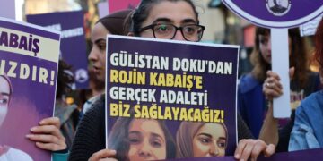 Ji bo Rojîn Kabaîş û Gulistan Doku meş û daxuyanî