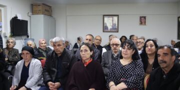Li Îzmîrê rojbûna Rêberê Gelê Kurd Abdullah Ocalan hat pîrozkirin
