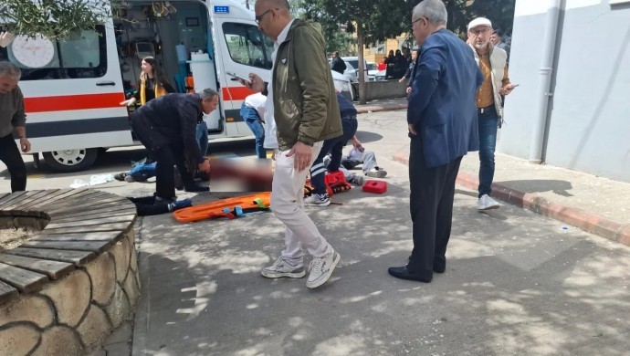 Li Mereşê dengê guleyan ji dibistanekê hat: Kuştî û birîndar hene