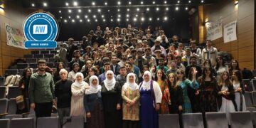 TEV-KOM: Em dixwazin Kurdî bibe zimanê fermî