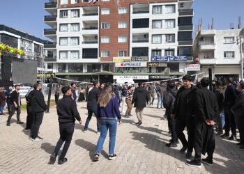 Mîhrîcana Amarayê bi voleybolê didome