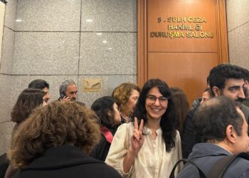 Hiqûqzan û siyasetmedar Sezîn Uçar hat girtin