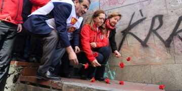 Li sê cihên Stenbolê qurbaniyên 1ê Gulanê hatin bibîranîn