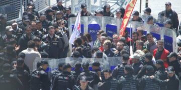 Polîsan hêrişê vîrardişê 1ê Gulane kerd: Xeylê kesî ameyê destbenkerdene