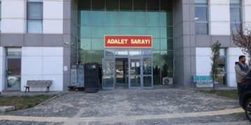 Di lêpirsîna Gulistan Doku de 2 kes sewqî dozgeriyê hatin kirin