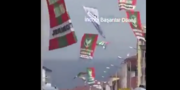 Ji Kurdên Anatoliya Navîn piştgiriya Amedsporê: Kolan bi alan xemilandin