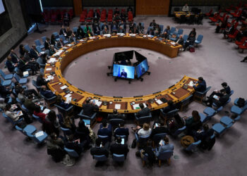 NY: Tevgerên leşkerî yên cîranan li Suriyeyê aramiyê têk dibin