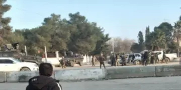 Tirkiye destê xwe ji Sûriyeyê nakişîne: 4 sivîl revandin