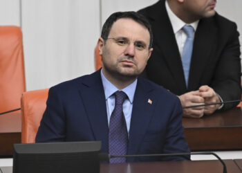 Wezîrê Dadê Gurlek: Li Îmraliyê xaniyekî nû nehatiye çêkirin