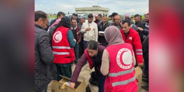 Heyva Sor a Kurd lambeyên bi enerjiya rojê dixebitin belav kir