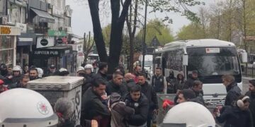 Stenbol de 1ê Gulane: Têkoşîn zî est o hêriş zî