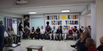 Li Îzmîrê bernameya pîrozkirina cejnê