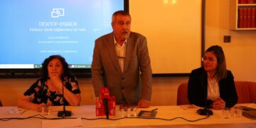 Li Siwêregê komxebata zimanê Kurdî hate lidarxistin