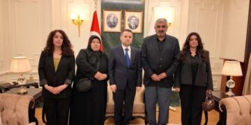 Wezîrê Dadê Gurlek: Em ê telefona Rojîn bişînin Çînê