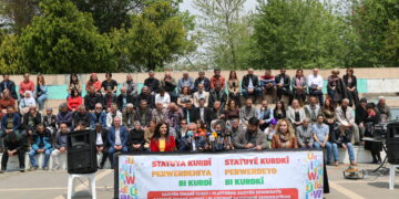 Deklarasyona 15ê Gulanê: Zimanê Kurdî çavkaniya hebûnê ye