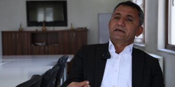 Mela Emîn Ay: Biryar qedexeya Kurdî înkara zimanê neteweyekê û emrê Xwedê ye