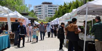 2yemîn Rojên Pirtûkan a Erxeniyê di roja 3yemîn de berdewam dike