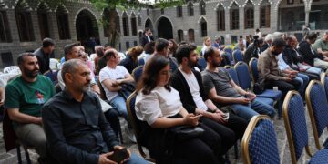 Serdar Şîrnas: Denbêjan tu carî dev ji gotina rastiyê bernedaye