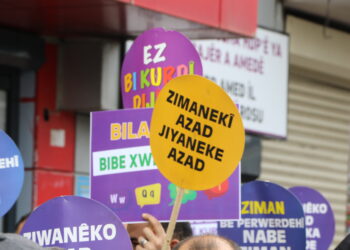 KCK: Axaftina bi Kurdî têkoşîna li dijî asîmîlasyonê ye