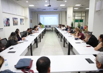 Li Amedê hişmendiya ziman hate nîqaşkirin