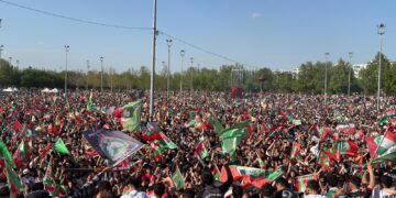 Pîrozbahiyên Amedsporê yên şampiyontiyê dest pê kir
