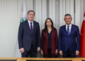 Hevserokên DEM Partiyê telefonî Ozgur Ozel kirin