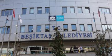 Vera Şaredarîya Beşîktaşî operasyon: 5 kesî ameyî destbendkerdene