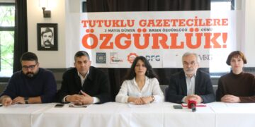 Rêxistinên Rojnamegeran: Sepanên rojnamegeriyê sûc dibînin dawî bikin
